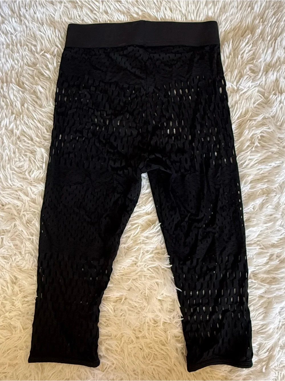 Alo Black Mesh Capri Leggings